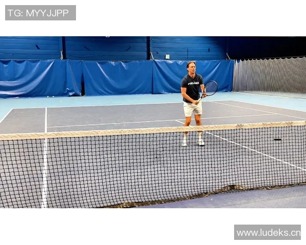 杨芳独家分享网球心得与技巧助你提升球技和比赛表现