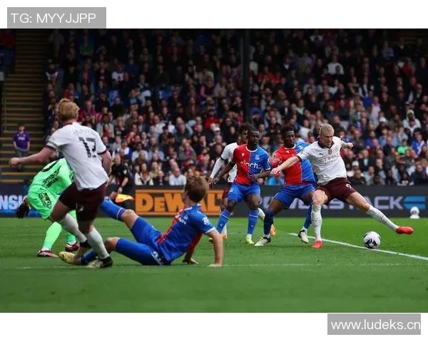 曼城与水晶宫精彩对决回放全程回顾与分析 曼城与水晶宫精彩对决回放全程回顾与分析