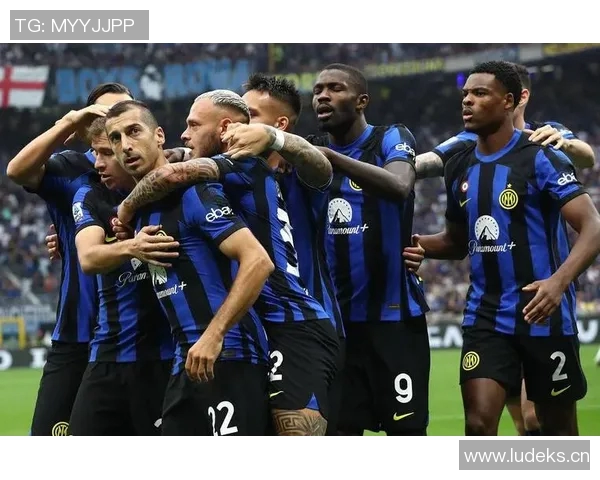 皇家盐湖城与国际米兰的精彩对决展现足球魅力与团队精神 皇家盐湖城与国际米兰的精彩对决展现足球魅力与团队精神